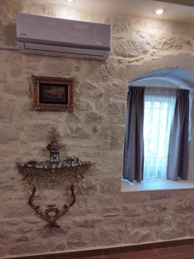 Amazing Stone Villas Kapetaniana Luaran gambar