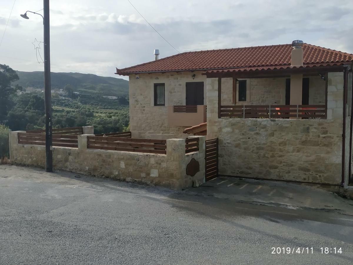 Amazing Stone Villas Kapetaniana Luaran gambar